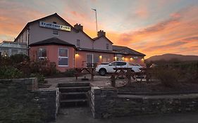 Boathouse Hotel